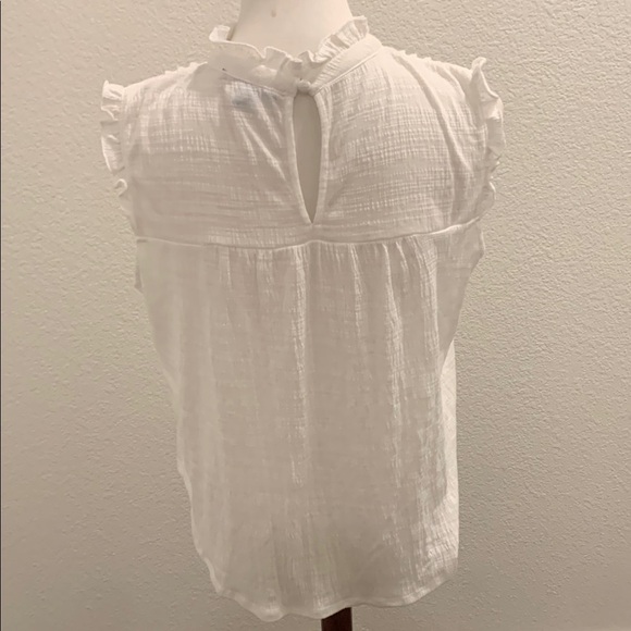 Cable & Gauge White Ruffled Smocked Blouse - Picture 3 of 3